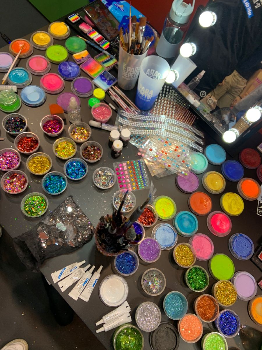 glitter